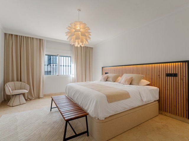 Apartamento con 3 Dormitorios  en Sierra Blanca