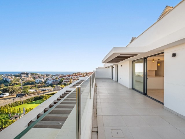 Ático con 2 Dormitorios  en Calanova Golf