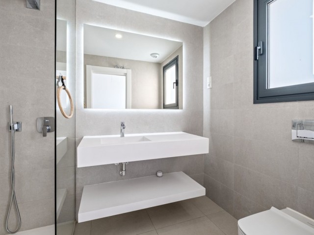 Ático con 2 Dormitorios  en Calanova Golf