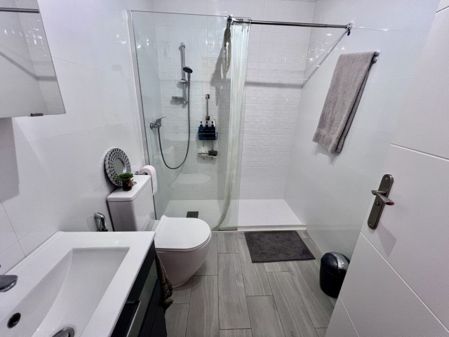 3 Slaapkamer Rijtjeshuis in El Paraiso