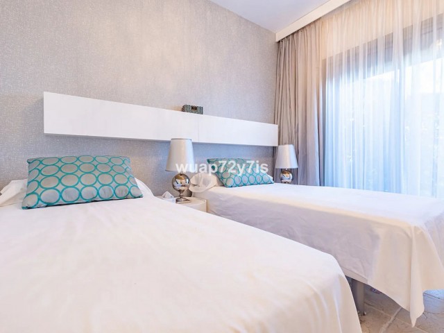 2 Slaapkamer Appartement in Estepona