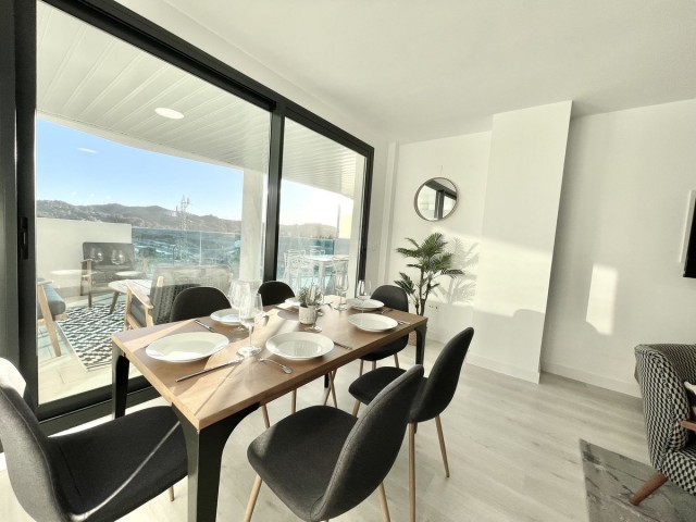 Apartamento con 3 Dormitorios  en Las Lagunas