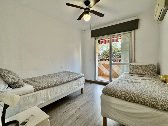 Apartamento con 4 Dormitorios  en Fuengirola