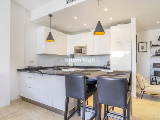 2 Bedrooms Apartment in Puerto Banús