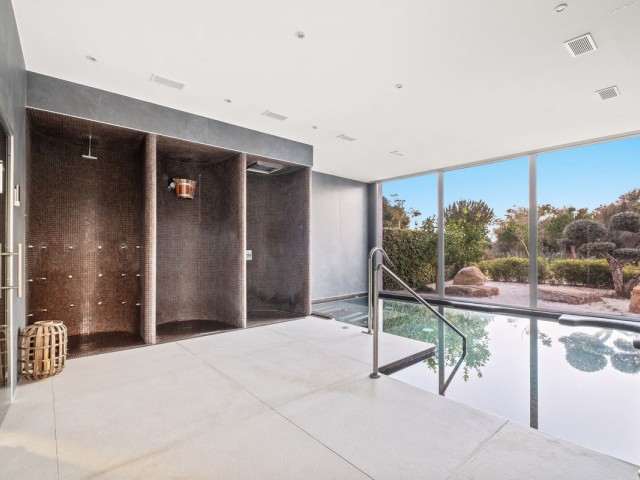 2 Slaapkamer Appartement in Estepona