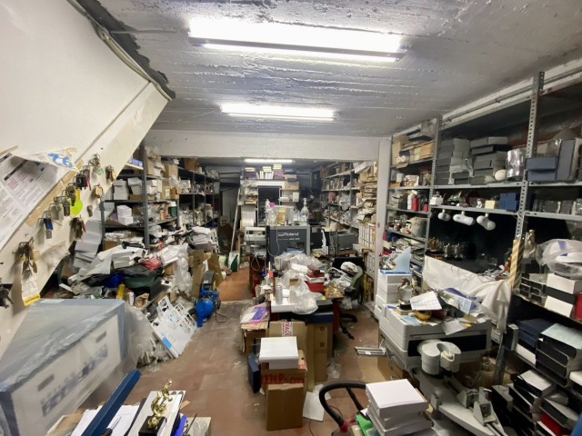 Commercial avec 0 Chambres  à Fuengirola