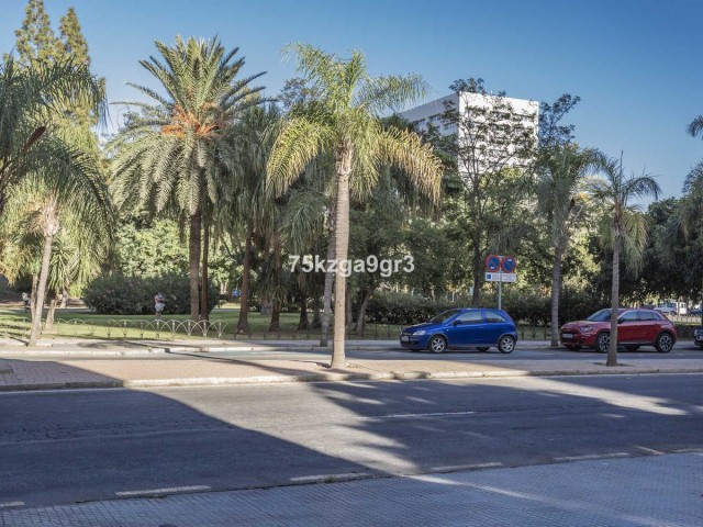 5 Bedrooms Apartment in Málaga