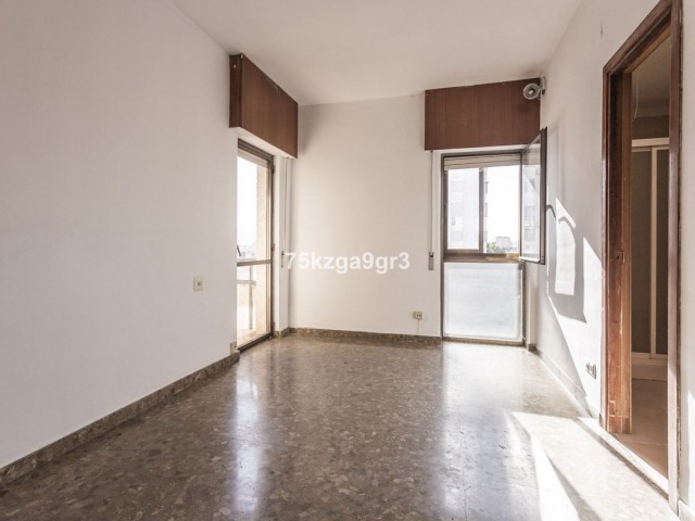 5 Bedrooms Apartment in Málaga