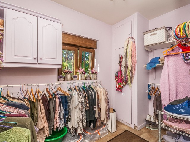 Villa avec 5 Chambres  à Elviria