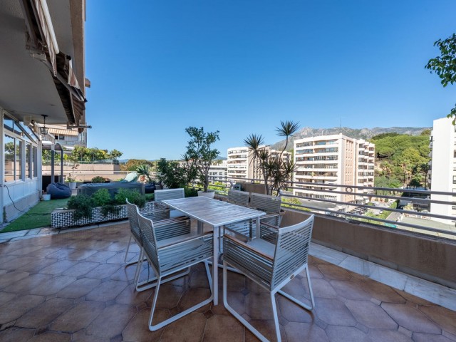 3 Bedrooms Apartment in Marbella