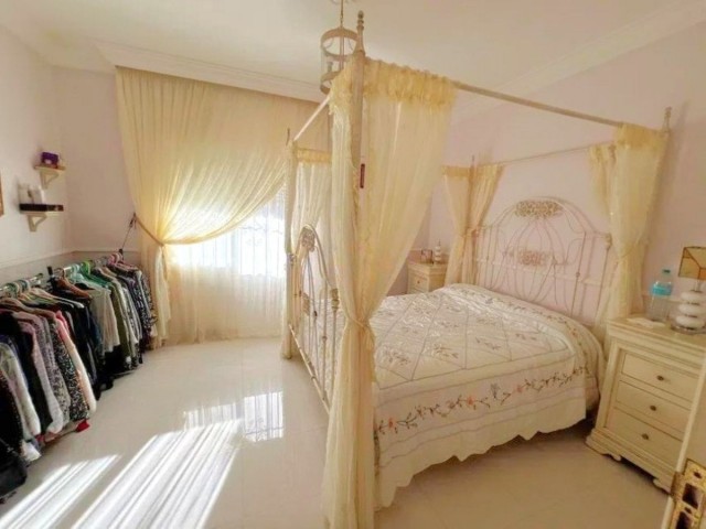 Villa, Playamar, R5232364