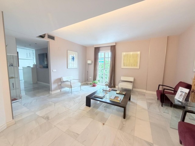 3 Bedrooms Apartment in Marbella