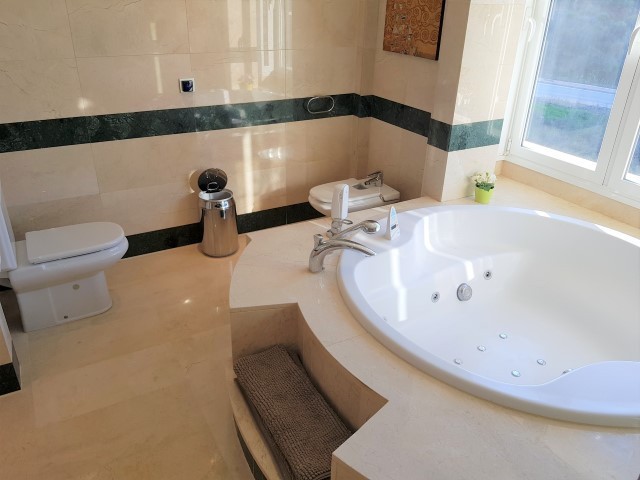 Penthouse in La Cala Golf