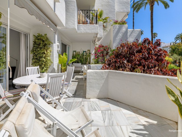 2 Sovrums Lägenhet i Estepona