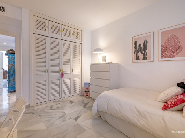 2 Sovrums Lägenhet i Estepona