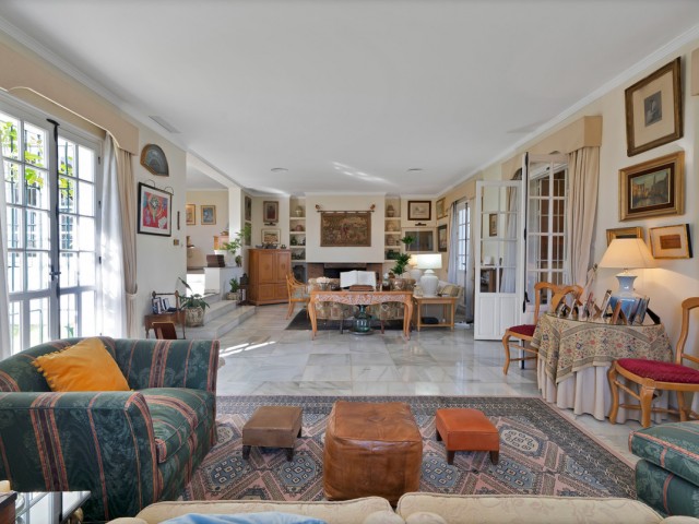 6 Schlafzimmer Villa in Las Brisas