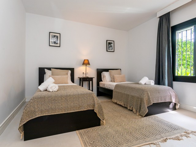 Villa avec 6 Chambres  à Hacienda Las Chapas