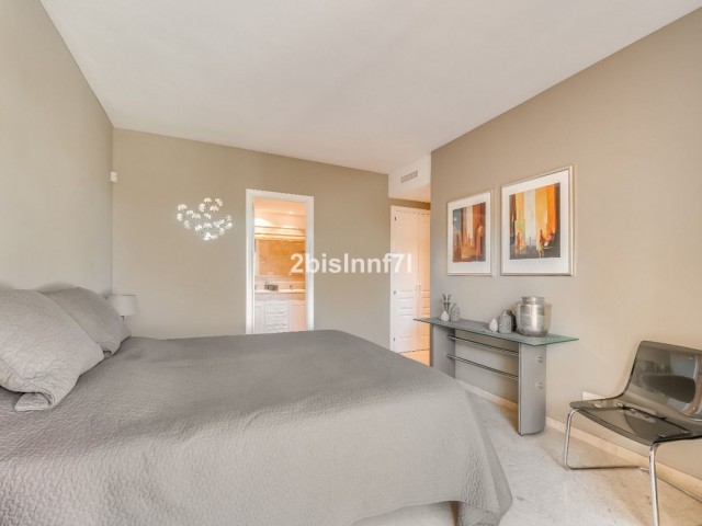Appartement avec 2 Chambres  à Elviria