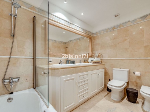 Appartement avec 2 Chambres  à Elviria