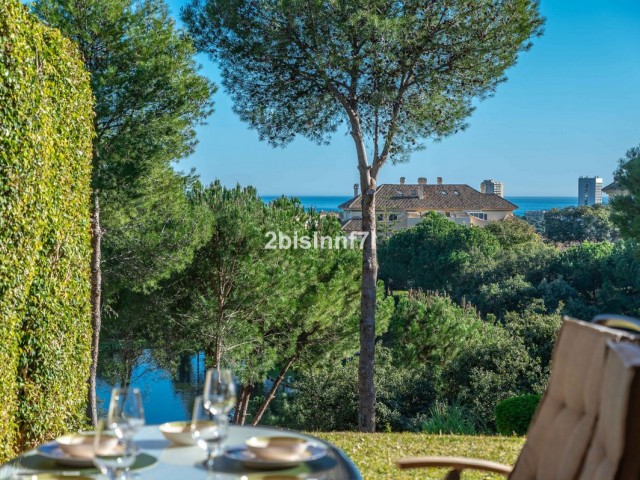 Appartement avec 2 Chambres  à Elviria