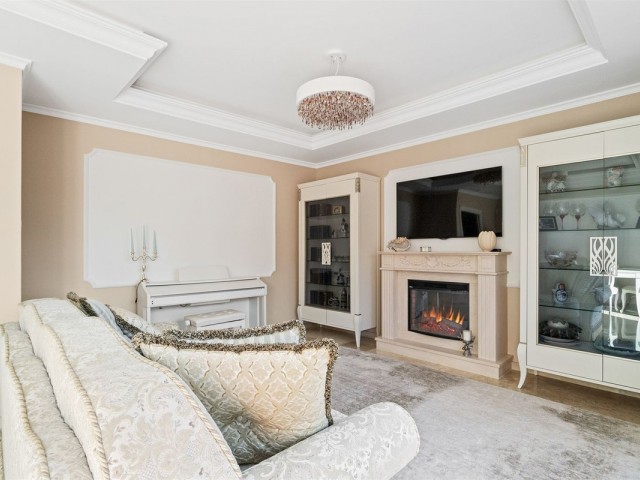 4 Makuuhuoneen Rivitalo Benalmadena