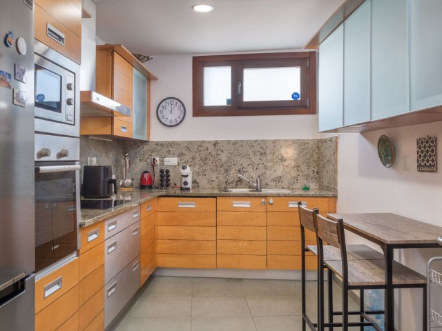 Appartement avec 3 Chambres  à Altos de los Monteros