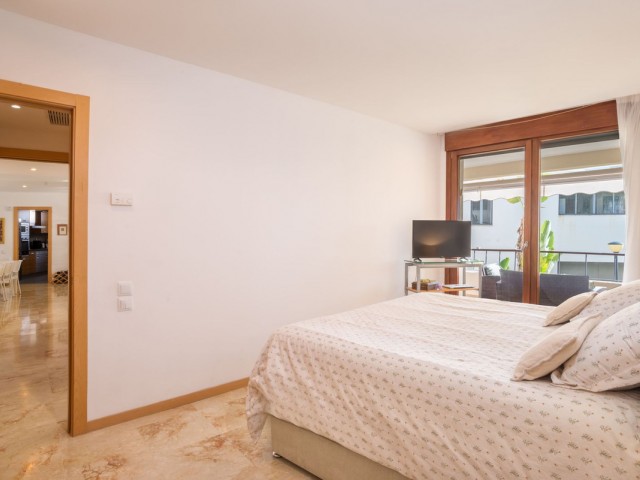 Appartement avec 3 Chambres  à Altos de los Monteros