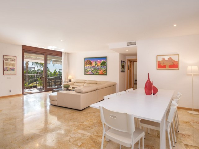 3 Schlafzimmer Apartment in Altos de los Monteros