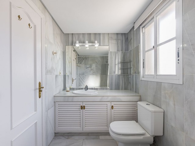 3 Sovrums Radhus i Estepona