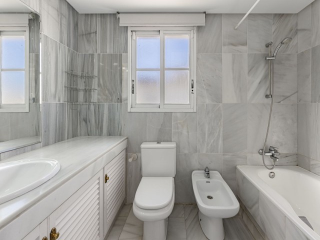 3 Sovrums Radhus i Estepona