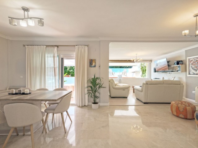 6 Soveroms Villa i Torremolinos