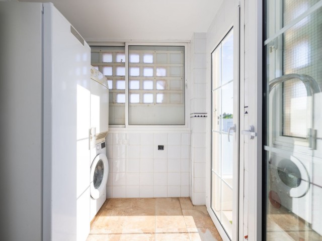 6 Soveroms Villa i Torremolinos