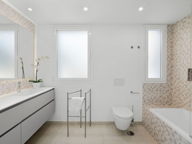 5 Slaapkamer Villa in Nueva Andalucía