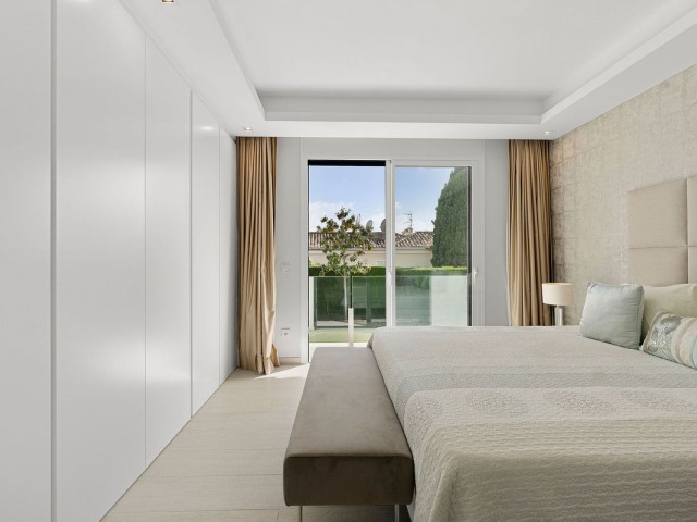 5 Slaapkamer Villa in Nueva Andalucía
