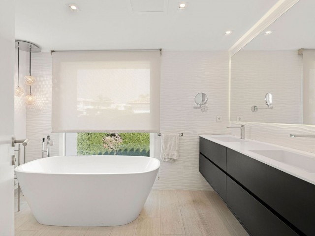 5 Slaapkamer Villa in Nueva Andalucía