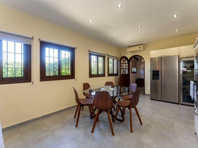 4 Bedrooms Villa in Alhaurín el Grande