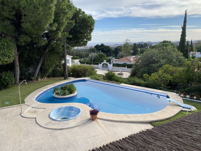 Villa avec 4 Chambres  à Mijas