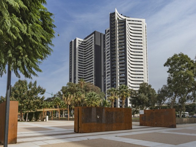 2 Bedrooms Apartment in Málaga Centro