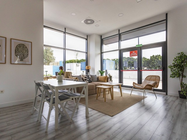 2 Bedrooms Apartment in Málaga Centro