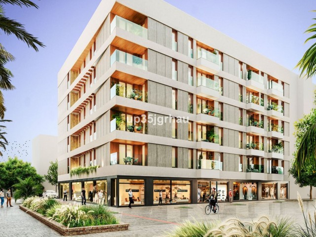 Appartement avec 3 Chambres  à Estepona