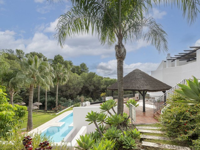 3 Bedrooms Townhouse in Istán