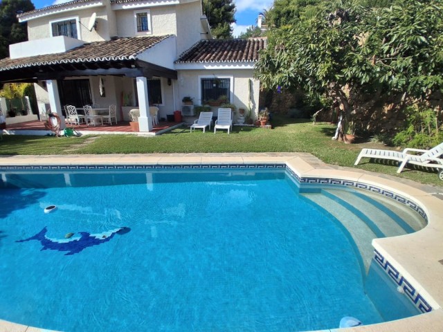 4 Makuuhuoneen Huvila Calahonda