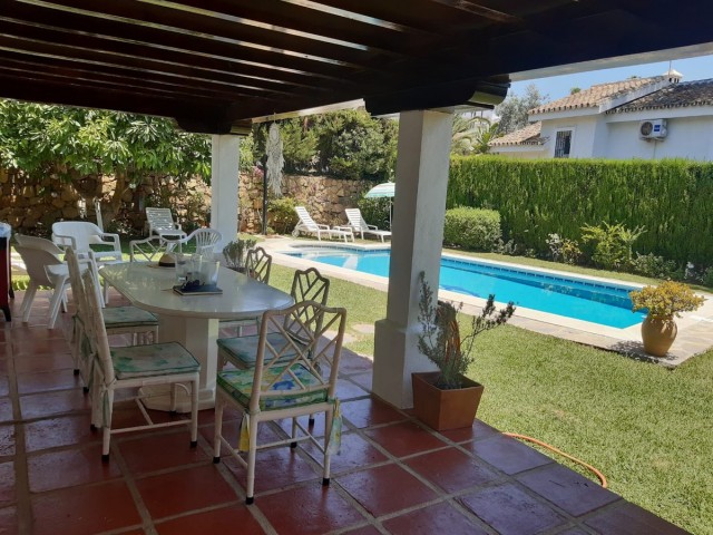 4 Makuuhuoneen Huvila Calahonda