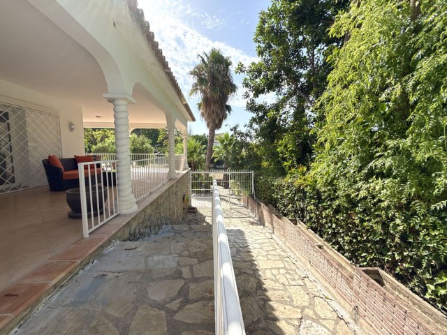 3 Soveroms Villa i San Pedro de Alcántara