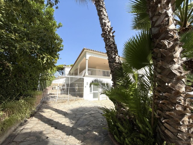 Villa avec 3 Chambres  à San Pedro de Alcántara