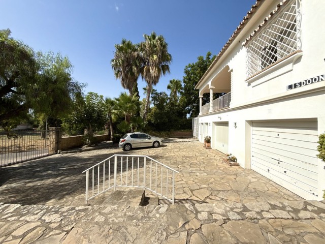 Villa avec 3 Chambres  à San Pedro de Alcántara