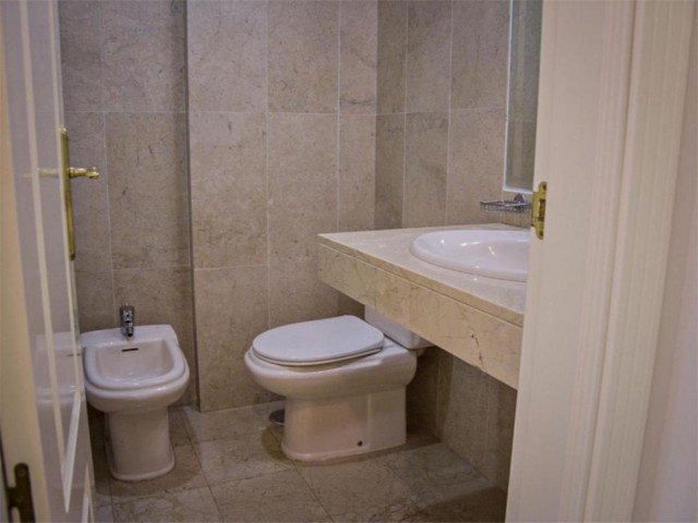 2 Schlafzimmer Apartment in Marbella