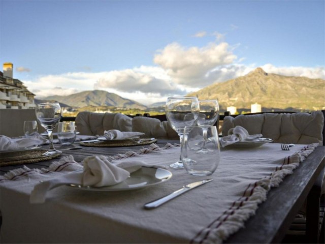 2 Schlafzimmer Apartment in Marbella