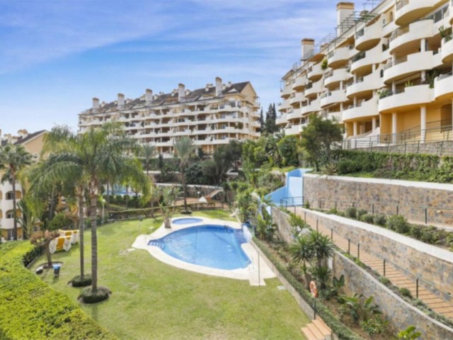 2 Schlafzimmer Apartment in Marbella