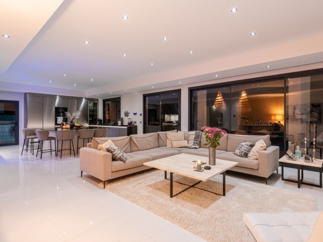 4 Makuuhuoneen Huvila La Cala Golf